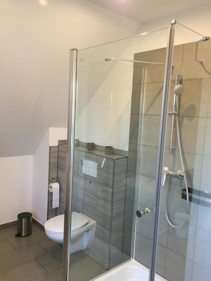 Gaeste Und Messezimmer Adelheidsdorf Extérieur photo