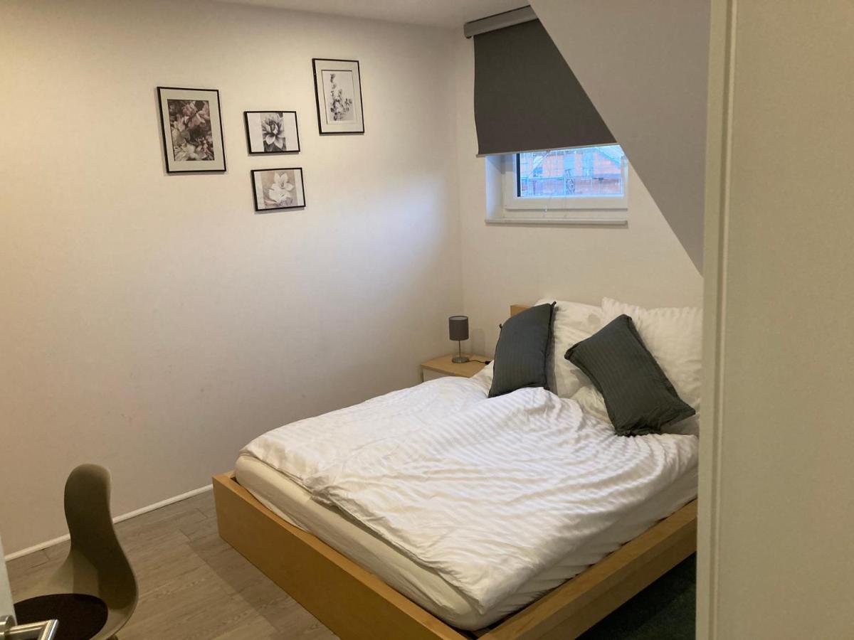 Gaeste Und Messezimmer Adelheidsdorf Extérieur photo