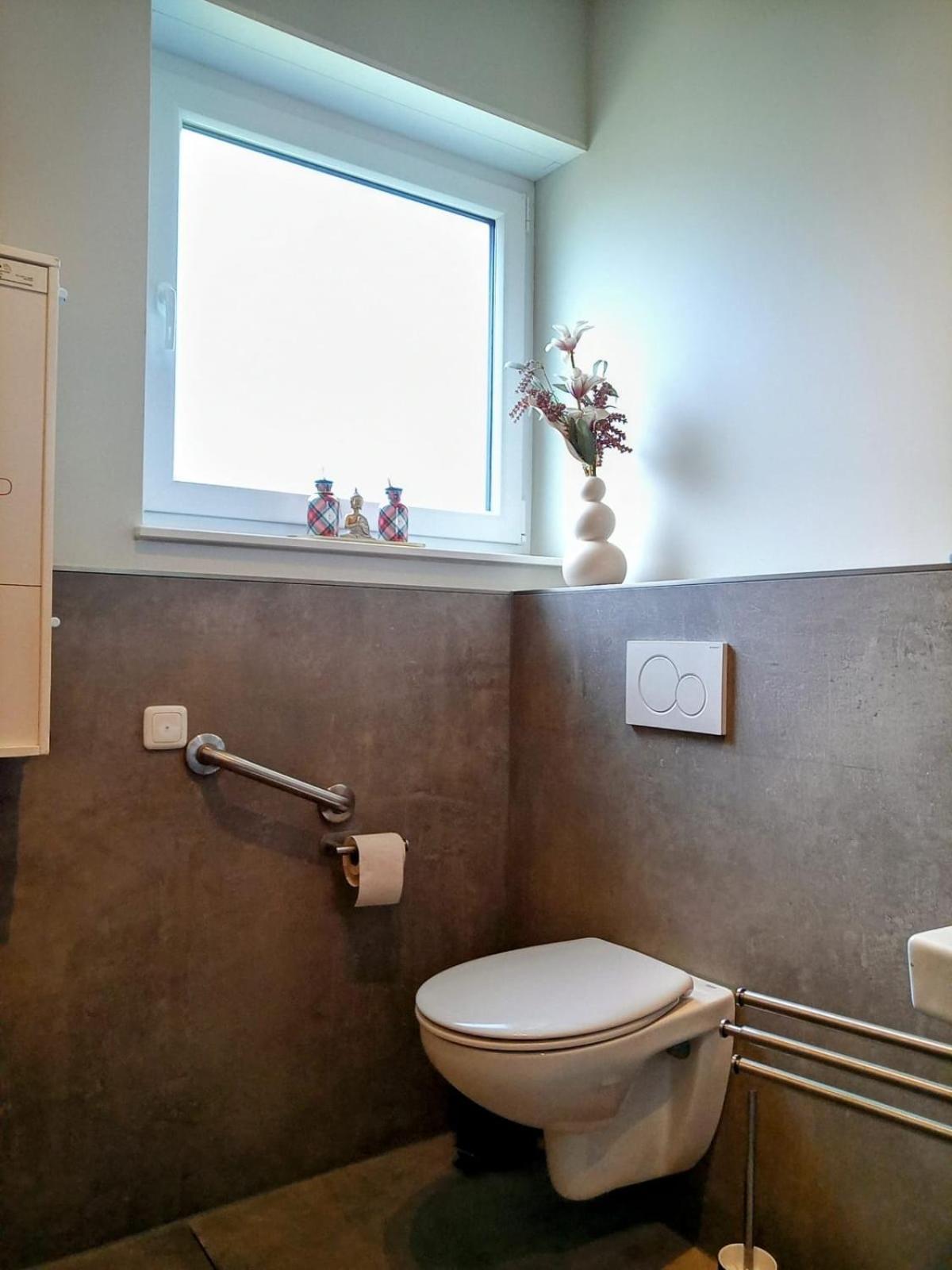 Gaeste Und Messezimmer Adelheidsdorf Extérieur photo